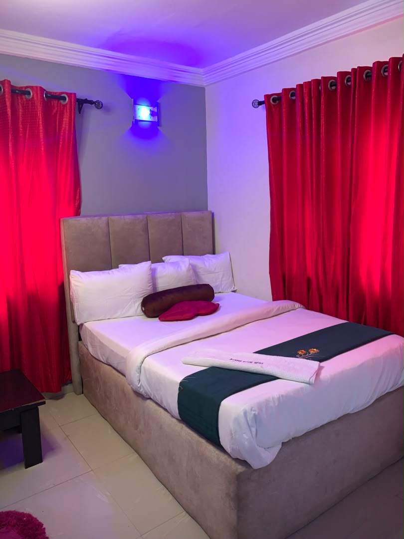 Standard at Diamond Groove Hotel & Suites